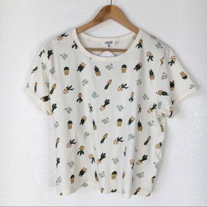 Messy Bun Just Chillin Succulent Crop Graphic Tee